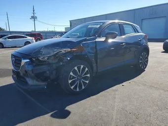 2019 Mazda CX-3 JM1DKFC77K1454993