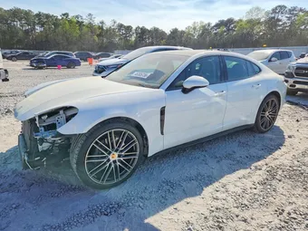 2019 Porsche Panamera WP0AA2A79KL100477