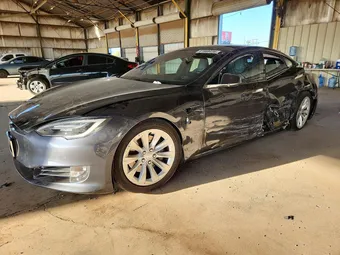 2018 Tesla Model S 5YJSA1E22JF275460