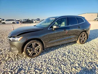 2018 Volvo XC60 LYV102RK4JB069959