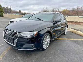2018 Audi A3 Sportback WAUUPBFFXJA114035