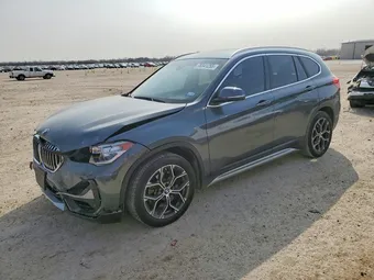 2021 BMW X1 WBXJG7C03M5S27327
