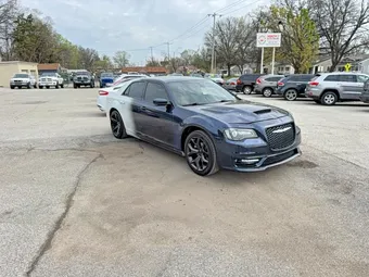 2023 Chrysler 300S 2C3CCABG8PH628211