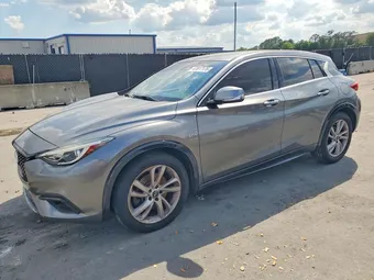 2017 Infiniti QX30 SJKCH5CP4HA035395