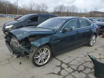 2016 Jaguar XF SAJBK4BV8GCY15320