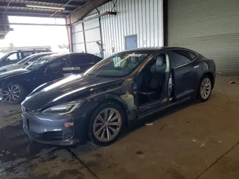 2017 Tesla Model S 5YJSA1E11HF207300