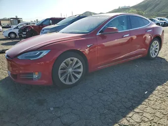 2018 Tesla Model S 5YJSA1E23JF284832