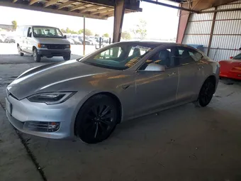 2017 Tesla Model S 5YJSA1E25HF230619