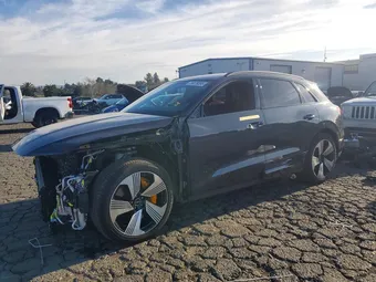 2023 Audi e-tron WA1LAAGE0PB024552
