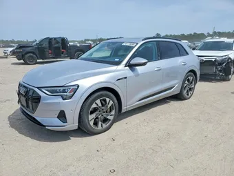 2021 Audi e-tron WA1AAAGE8MB031414