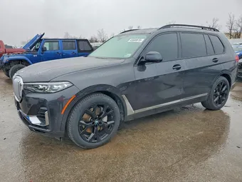 2021 BMW X7 5UXCW2C05M9H67218