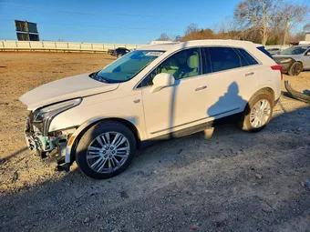 2017 Cadillac XT5 1GYKNERS5HZ244739