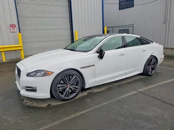 2019 Jaguar XJ-Series SAJWA1CE0KMW22129