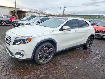 2019 Mercedes-Benz GLA-Class WDCTG4GB7KU013566