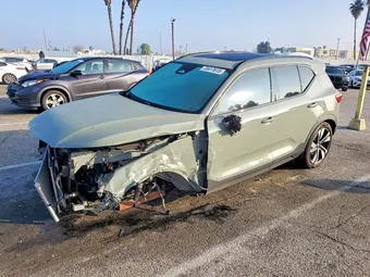 2024 Volvo XC40 YV4L12UM4R2376346