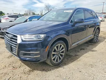 2018 Audi Q7 WA1LHAF74JD003827
