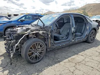 2021 Audi A8 WAU8DAF8XMN031093