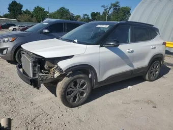 2024 Kia Seltos KNDEUCAAXR7557621