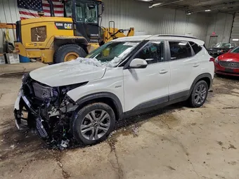 2021 Kia Seltos KNDEUCAAXM7146132