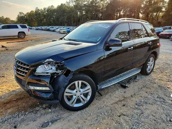 2015 Mercedes-Benz M-Class 4JGDA5JB6FA463903