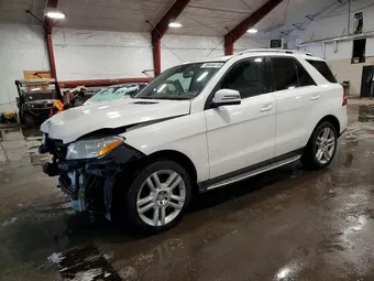 2015 Mercedes-Benz M-Class 4JGDA5HB1FA549108