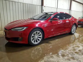 2016 Tesla Model S 5YJSA1E18GF158918