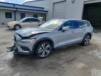 2025 Volvo V60 YV4L12WK1S2149715
