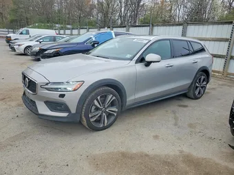 2025 Volvo V60 YV4L12WK5S2149569
