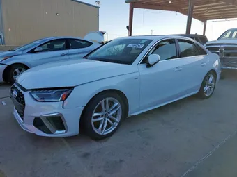 2022 Audi A4 WAUEAAF44NN014686