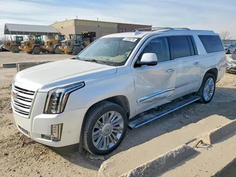 2018 Cadillac Escalade ESV 1GYS4KKJ6JR183880