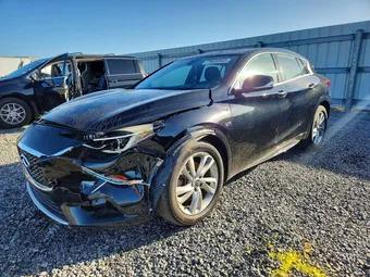 2017 Infiniti QX30 SJKCH5CP6HA033051