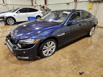 2017 Jaguar XF SAJBD4BV6HCY42494