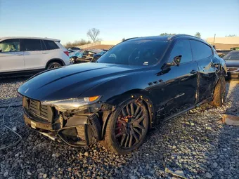 2021 Maserati Levante ZN661YUS6MX357437