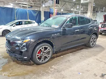 2017 Maserati Levante ZN661XUL1HX245251