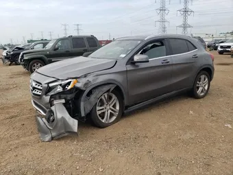 2018 Mercedes-Benz GLA-Class WDCTG4GB2JJ373036