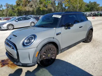 2022 Mini 3-Door WMW13DJ08N2P96068