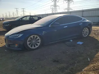 2017 Tesla Model S 5YJSA1E22HF200395