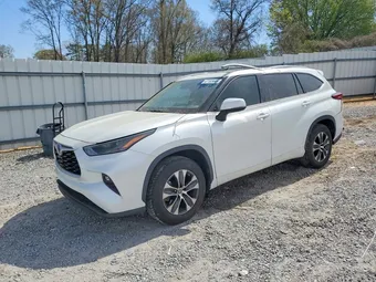 2022 Toyota Highlander 5TDGZRAH1NS543441 Lot 47163446