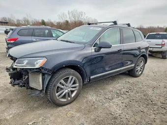 2016 Volkswagen Touareg WVGEP9BP7GD002259