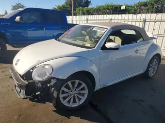 2018 Volkswagen Beetle 3VW5DAATXJM516953