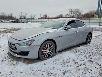 2018 Maserati Ghibli ZAM57YTA2J1287451