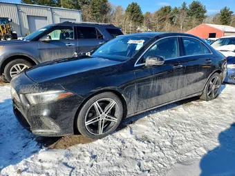 2019 Mercedes-Benz A-Class WDD3G4FB6KW031932