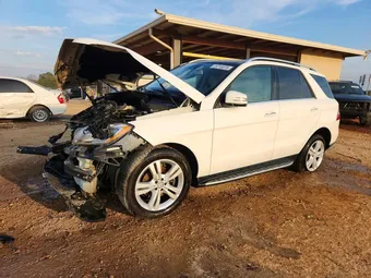 2015 Mercedes-Benz M-Class 4JGDA5HB0FA372082