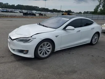 2016 Tesla Model S 5YJSA1E24GF150713