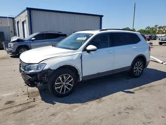 2018 Volkswagen Tiguan 3VV3B7AX4JM217045 Lot 47876676