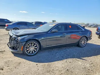2018 Cadillac CT6 1G6KC5RX8JU111079