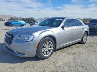 2016 Chrysler 300 2C3CCAEG1GH123493