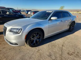 2023 Chrysler 300S 2C3CCABGXPH537568