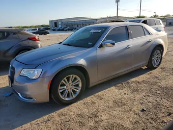 2017 Chrysler 300 2C3CCAEG7HH552154