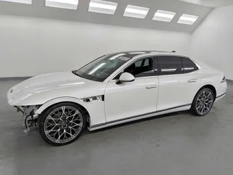 2025 Genesis G90 KMTFC4SD4SU048509